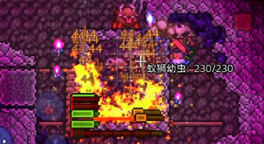 泰拉瑞亚哪个套装可以隐身